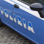 Aggredisce la ex e lei riesce a fotografarlo: ventenne arrestato