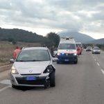 Scontro fra auto sulla strada provinciale di Nuoro: due feriti