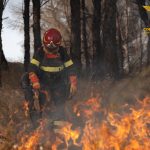 Stremato dalla lotta antincendio a Jerzu, operaio torna a casa e muore
