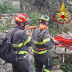 Escursionista cade nelle campagne di Siniscola, salvata dai vigili del fuoco