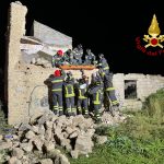 Tragedia a Nuoro, crolla il tetto di una casa: morti 2 bambini